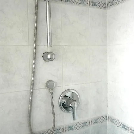Da Roy A Cinecitta Bed & Breakfast 3*